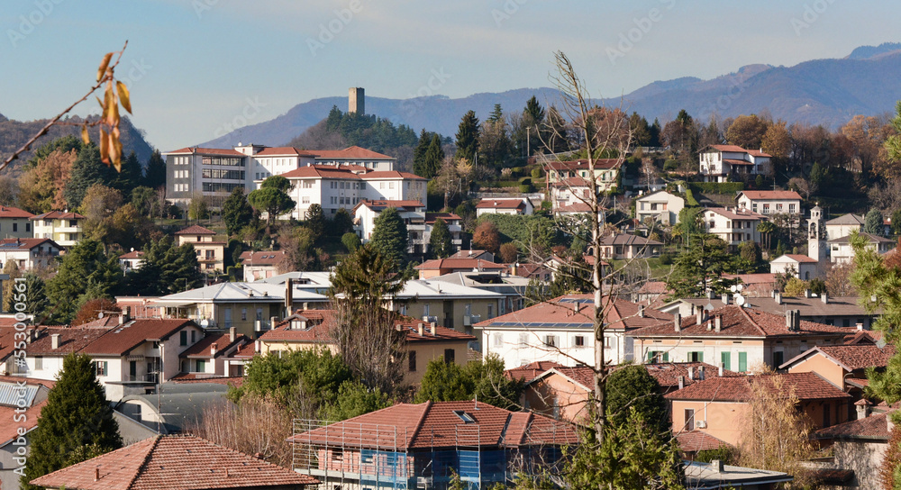 Panorama della frazione di Albate nel comune di Como, Italia.