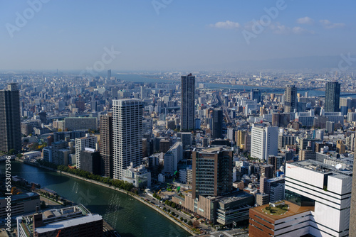 大阪中ノ島からのビル群俯瞰 © パーシー