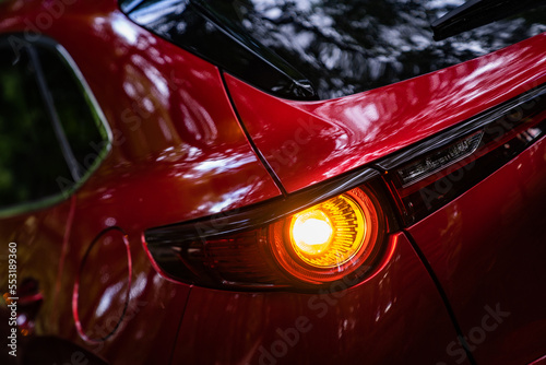 Fotografija ブレーキランプ 赤 車 日本車 ドライブ