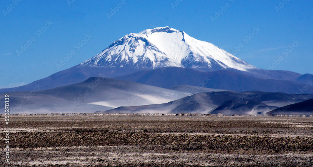 Fototapeta premium Landscape of the highlands of the Andes, Chile