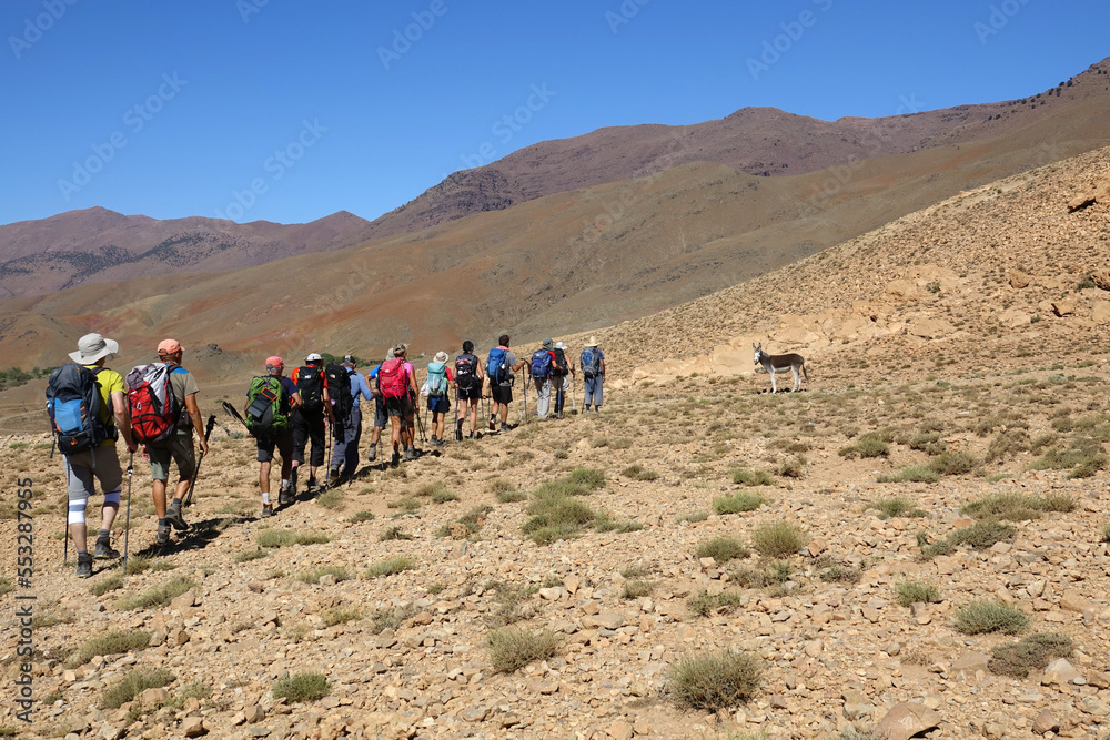 La grande traversée de l’Atlas au Maroc, 18 jours de marche. Randonnée à travers les villages de Tighza, de Telouet et de Tinzazmine 