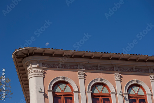 Fachada de casarão historicos em estilo barroco, onde funciona o Ministério Público de Ouro Preto-Minas Gerais . photo