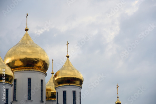 Obraz na płótnie Dormition church. Kremlin in Dmitrov, old historical town in Moscow region, Russia. Color winter photo. Popular landmark. w salonie