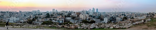 Fotografía القلعة - جبل عمان واللويبدة وجبل الحسن- الاردن Amman- alhusain- towers view- Jor