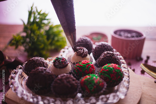 chocolate cake with berries