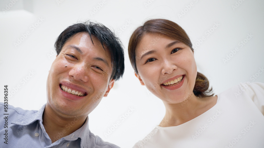 笑顔の夫婦・カップル 笑顔の夫婦・カップル