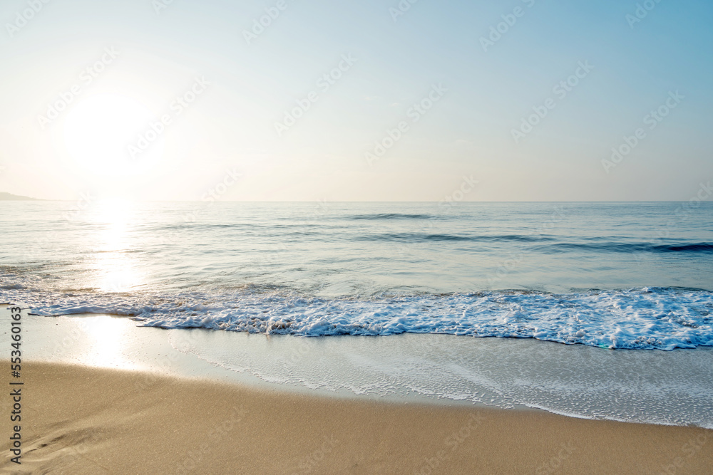 Obraz premium Empty tropical beach with copy space