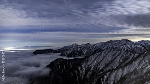 Japanese mountain Timelapse at night with sea of clouds 1