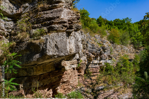 Geological formations at Bo...