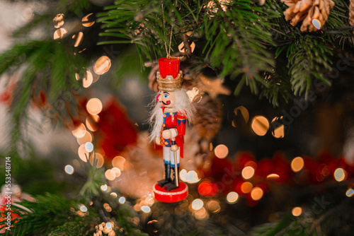 Ornement Casse-Noisette accroché au sapin - Christmas mood