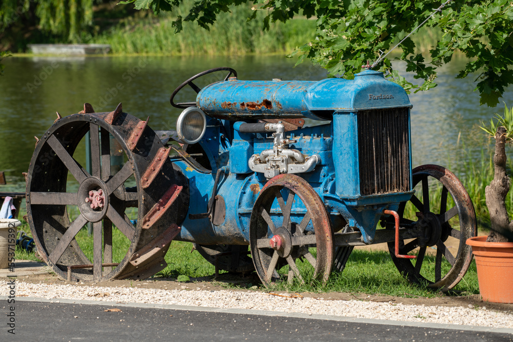 Vintage tow tractor