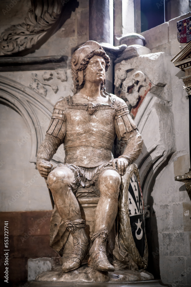 Funeral effigy in Collegiate Church of St Peter at Westminster Abbey 15th century. London, UK Funeral effigy in Collegiate Church of St Peter at Westminster Abbey 15th century. London, UK