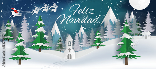 tarjeta o pancarta en Feliz Navidad en blanco sobre un fondo azul con luces del norte, copos de nieve, trineo de Papá Noel y una colina nevada con abetos