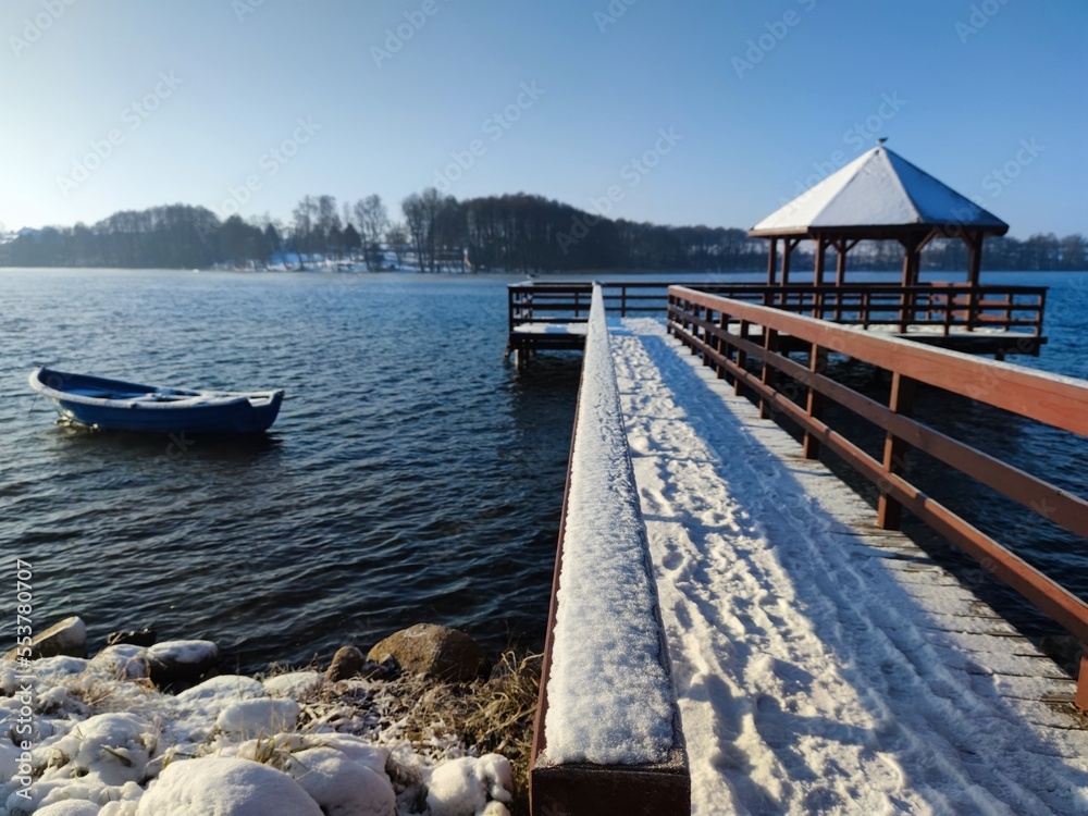 Obraz premium pier in the lake