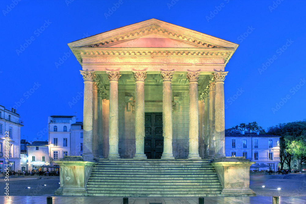 Obraz premium Maison carrée, Nîmes, France