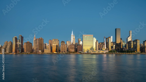 The Beautiful New York City © llhundupl
