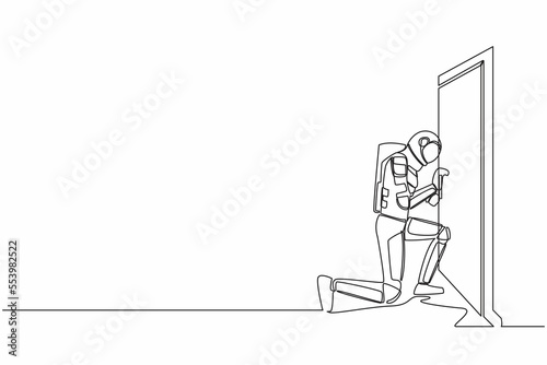 Single continuous line drawing astronaut prying doorknob with screwdriver. Spaceman repair broken handle door knob with handyman tool. Cosmonaut deep space. One line graphic design vector illustration