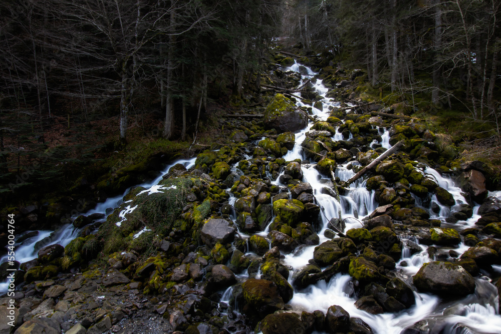 Uelhs deth Joeu, Pirineos catalanes Uelhs deth Joeu, Pirineos catalanes