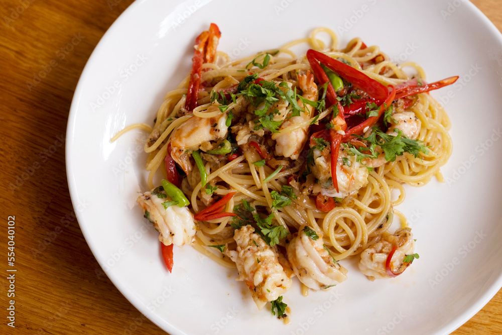 Stir Fried Spaghetti with Garlic Shrimp and Chili Stir Fried Spaghetti with Garlic Shrimp and Chili