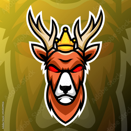 vector graphics illustration of a deer king in esport logo style. perfect for game team or product logo