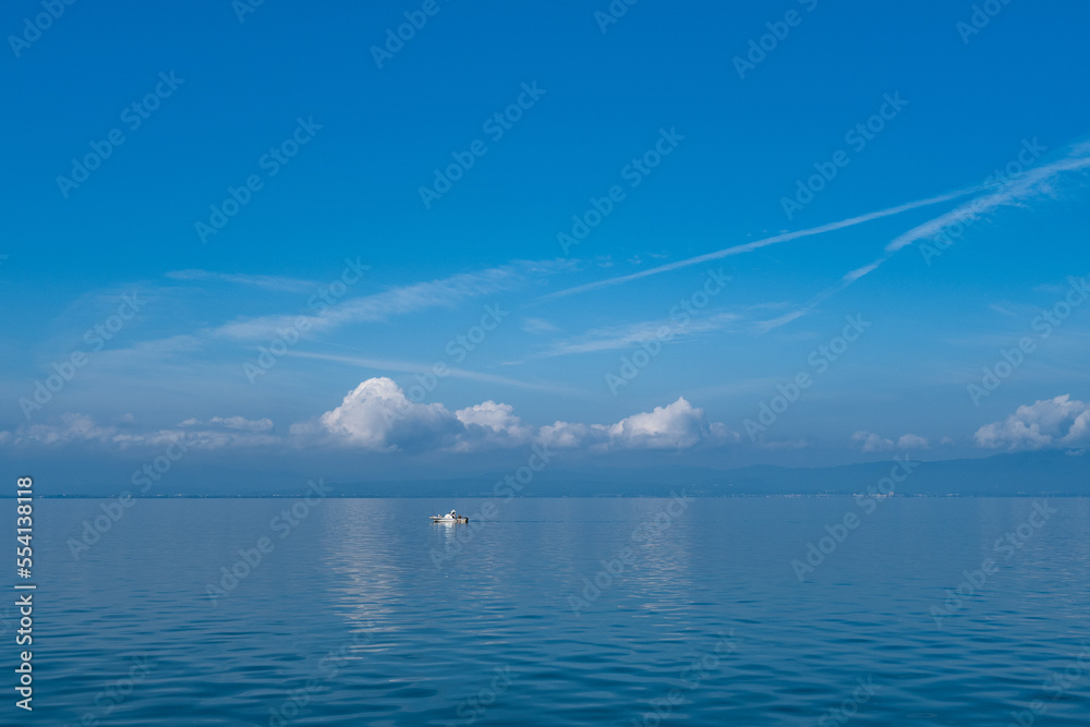 琵琶湖の水面