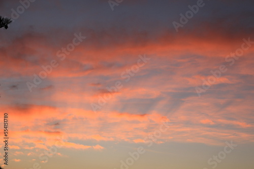 sky at sunset © Yuanyuan