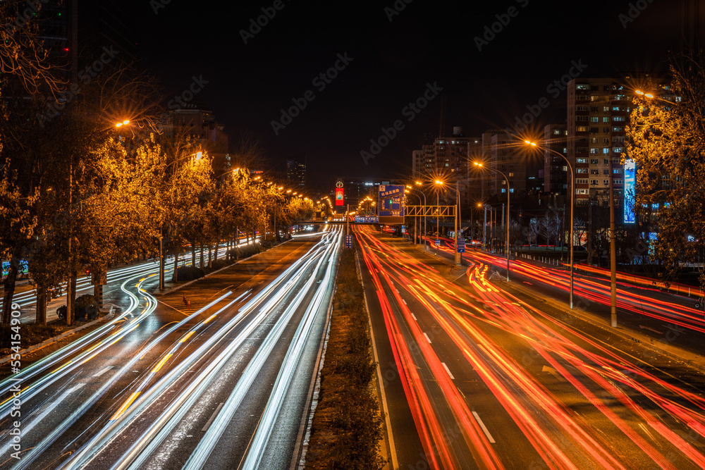 night road traffic light track