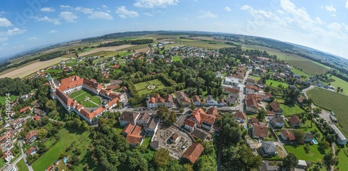 Das Chorherren-Stift Reichersberg im oberöstereichischen Innkreis im Luftbild photo