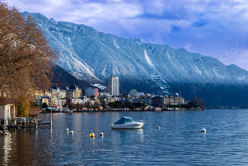 Fotografia Winter in the city of Montreux, and on Lake Geneva in Switzerland