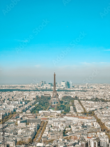 Eiffelturm Paris im Stadtbild 