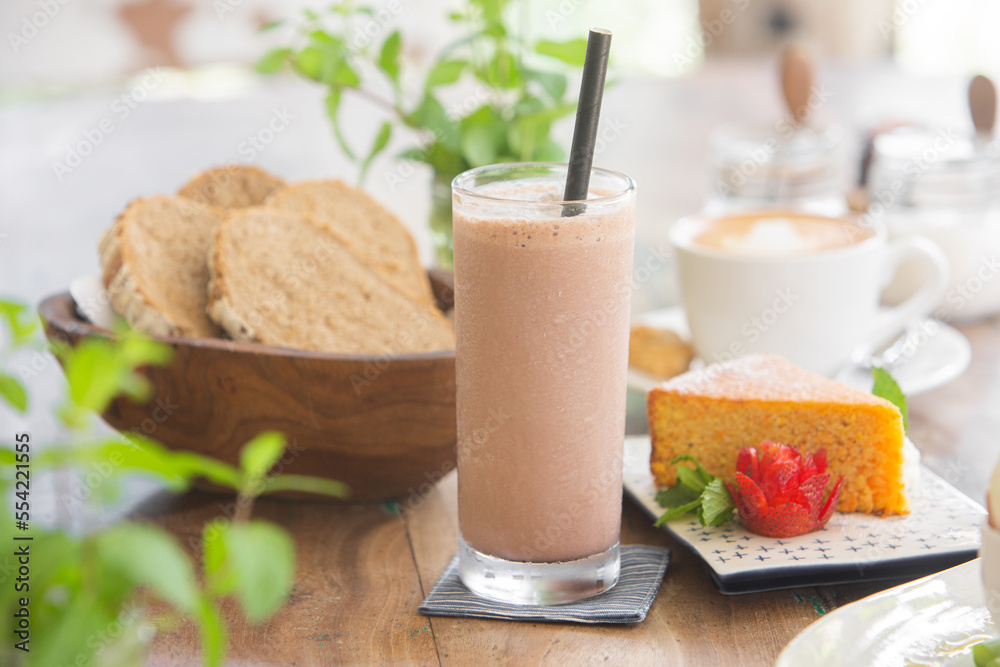 Juice and cake Juice and cake
