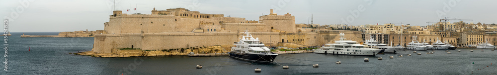 Hafenpanorama von Senglea in Malta