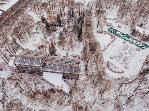 Łódzki park sfotografowany zimą