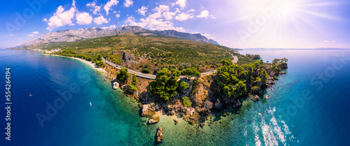 Fototapeta Naklejka Na Ścianę i Meble -  A panorama view of the beautiful Tucepi beach on, Croatia