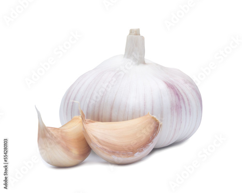 Obraz na plátně Single fresh white garlic bulb with segments isolated on white background with c