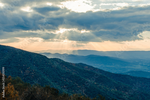 View of Old Man in the Mountain at sunset from Skyline Drive in Shenandoah National Park, Virginia © Pábitel Photography