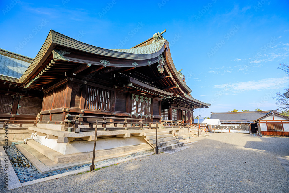 Fototapeta premium 秋の吉備津彦神社 岡山県岡山市 Kibitsuhiko Shrine in Autumn. Okayama Prefecture, Okayama City.