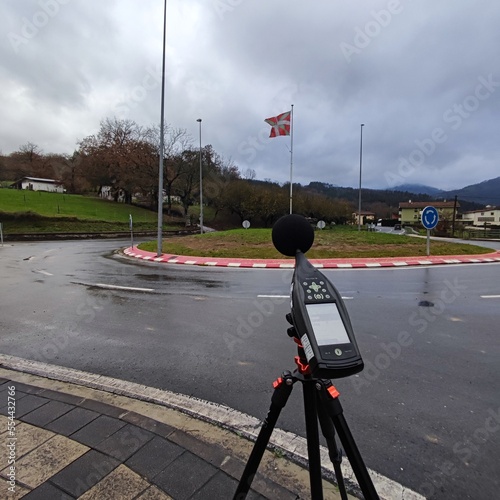 Medidas de inmisión de ruido en ambiente exterior e interior