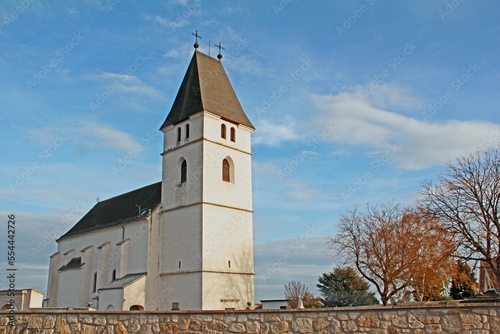 Kirche in Breitenbrunn am Neusiedler See