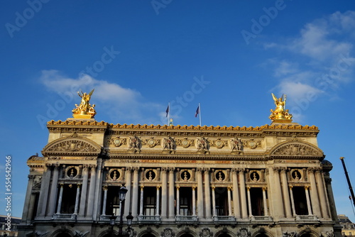 Façade de l'Opéra de Paris. France.