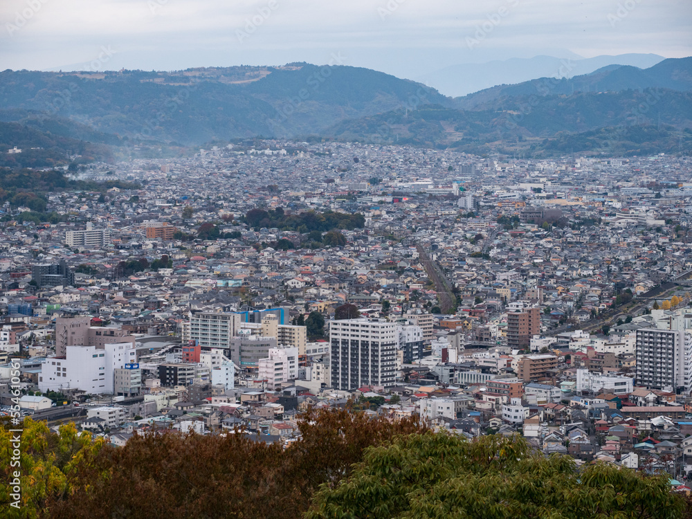 弘法山展望台からの秦野市街の眺め
