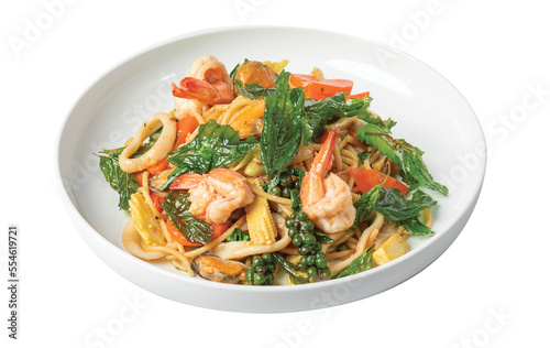 Png Stir-fried Spicy Spaghetti Seafood Thai Style (Spaghetti Pad Kee Mao) on White Dish, Isolated on White Background