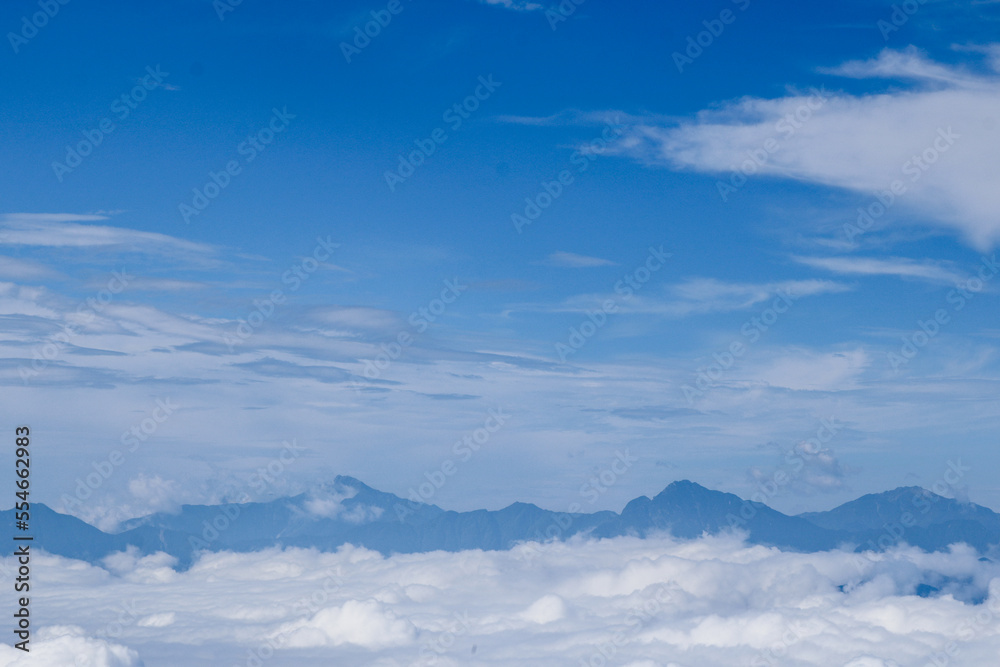 南アルプスと雲海
