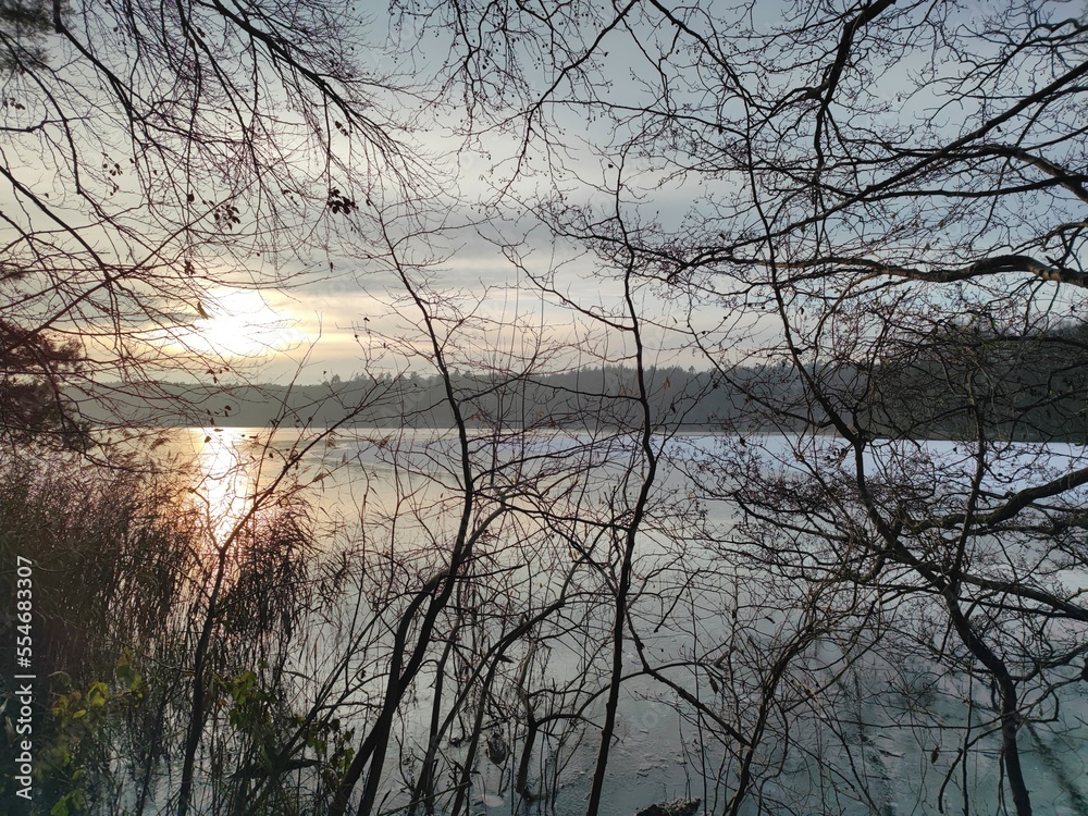 Lütauer See mit Eisfläche Lütauer See mit Eisfläche