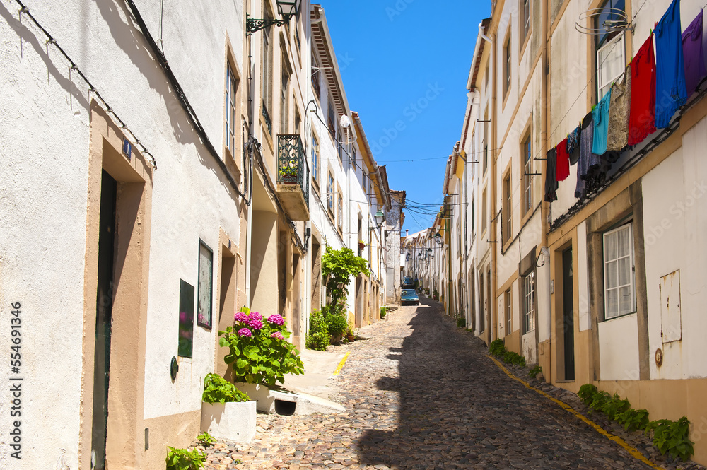 Typical narrow street, Medieval village of Castelo de Vide, Alentejo, Portugal