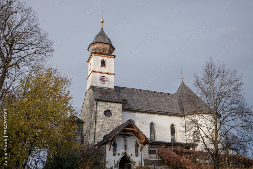 Naklejka premium Kirche Maria Eck im Nebel 