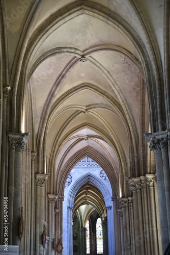 Voûtes gothique de la cathédrale de Bayeux. France