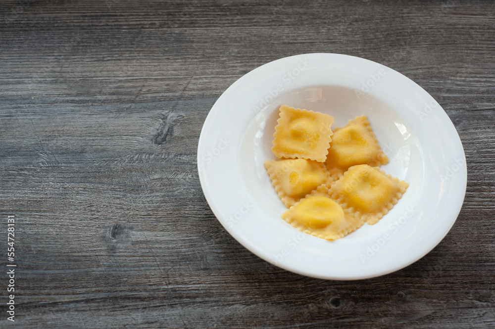 A bowl of ravioli A bowl of ravioli