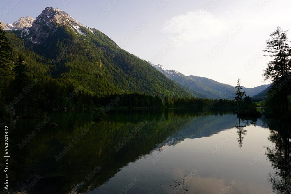 Fototapeta premium Sunset at lake 