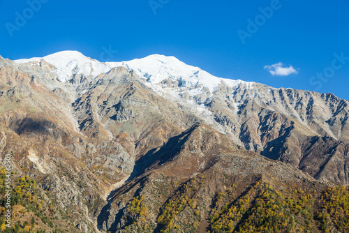 Mountain range next to Nanga Parbat mountain peak from Fairy Meadow. Gilgit, Pakistan © Анастасия Смирнова